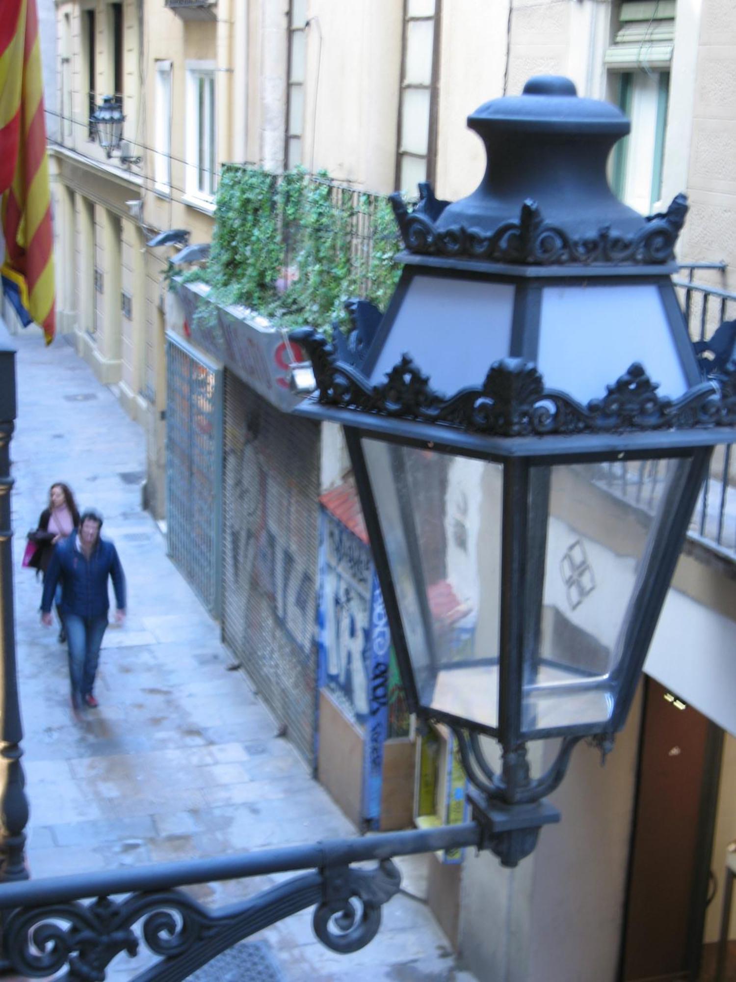 PENSIÓN Colmenero Barcelona Exterior foto